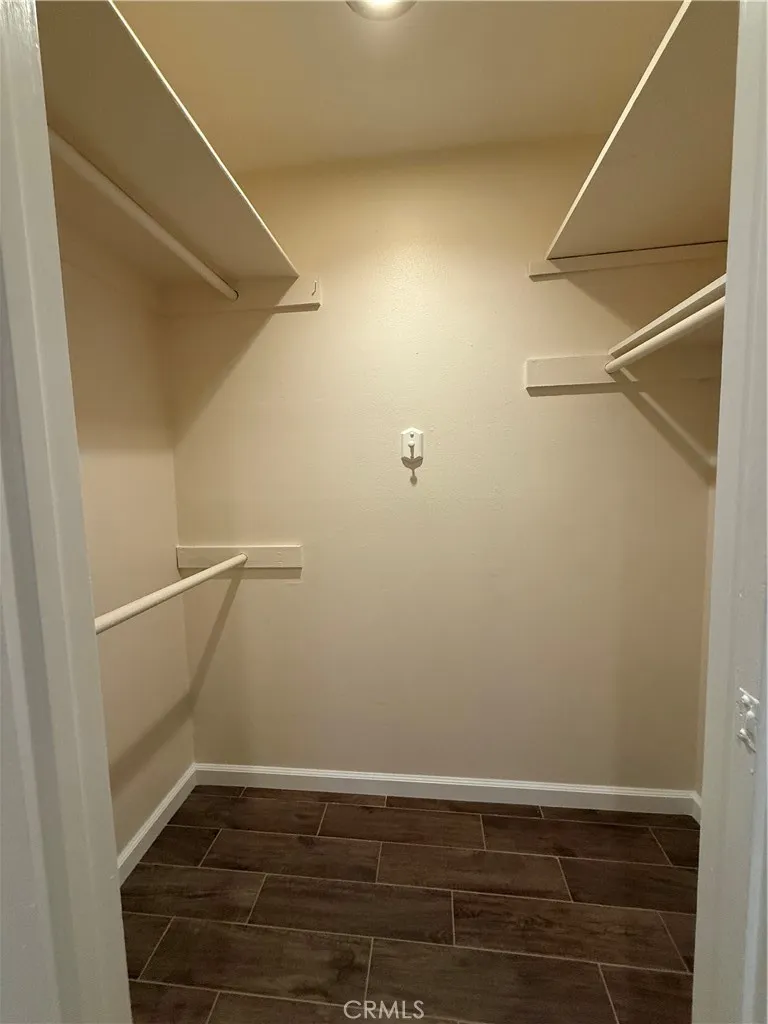 1000 W Macarthur Santa Ana, CA 92707