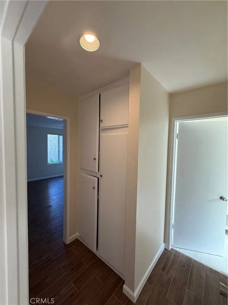 1000 W Macarthur Santa Ana, CA 92707
