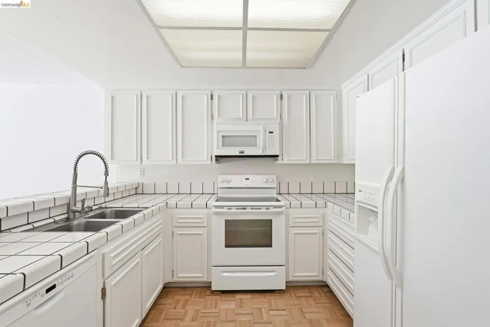 2231 Heathrow Pl San Leandro, CA 94577