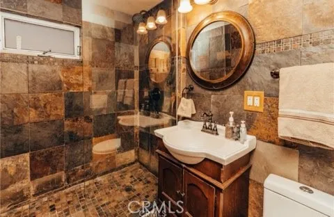 437 Victoria Lane Sugarloaf, CA 92386