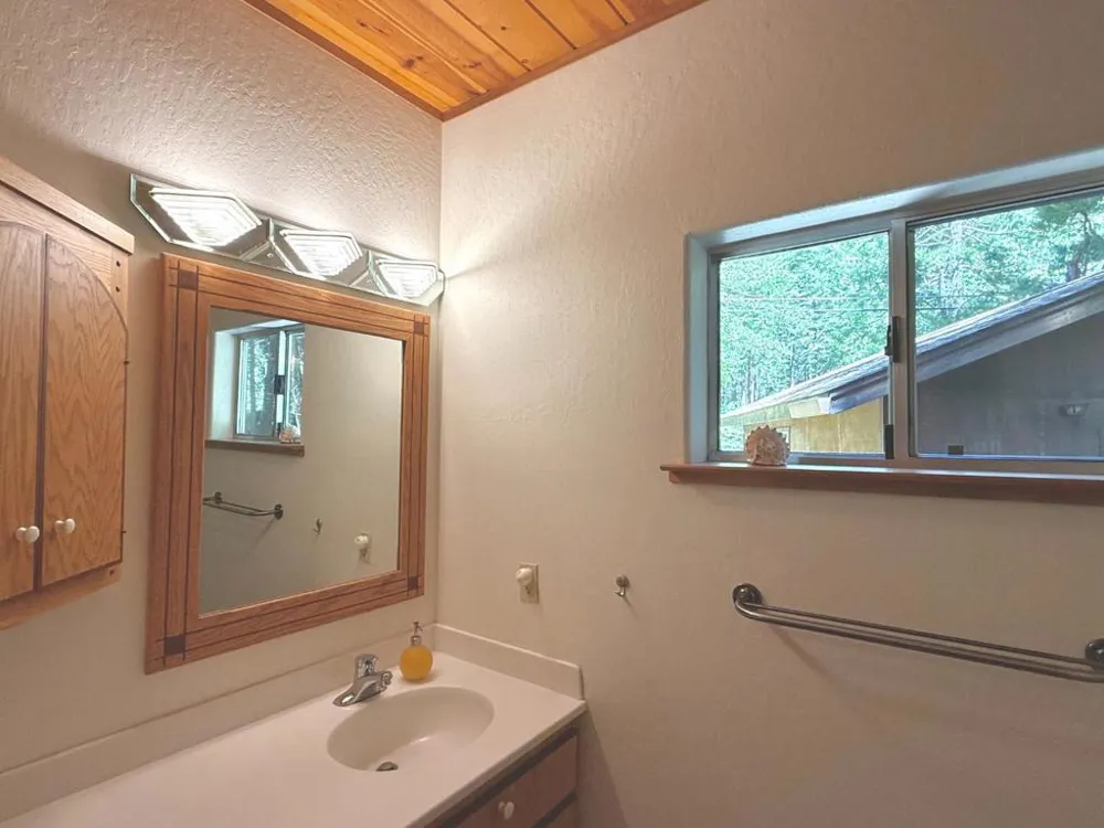 2624 Indian Rock Road Dorrington, CA 95223