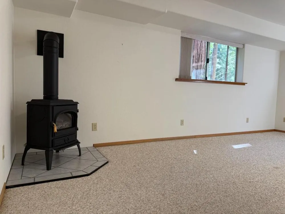 2624 Indian Rock Road Dorrington, CA 95223