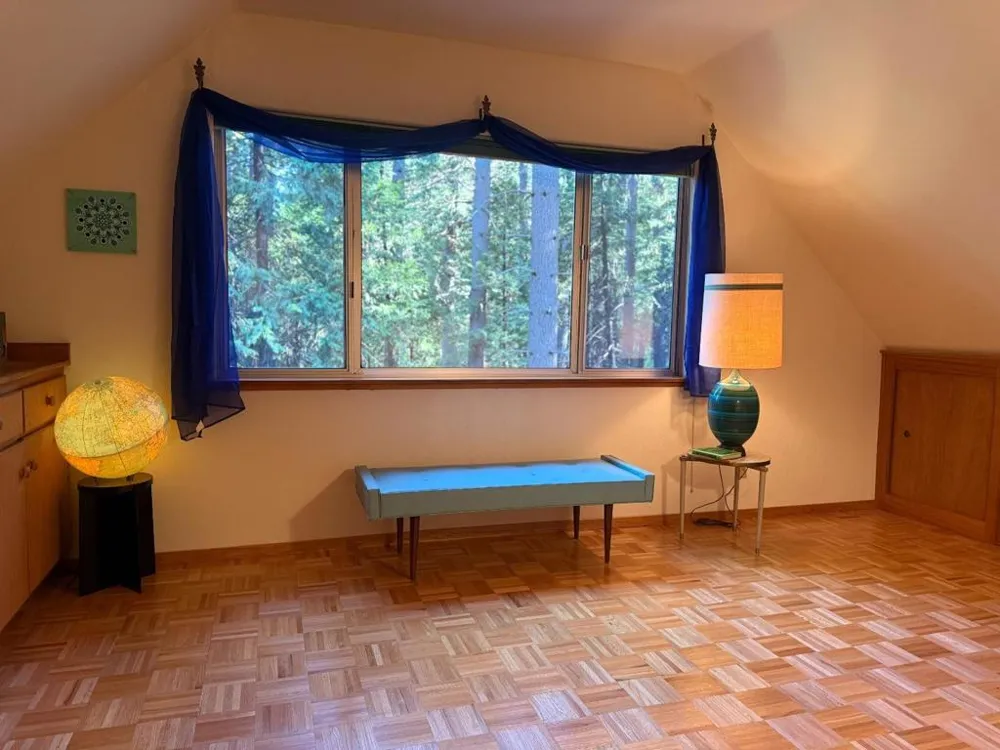 2624 Indian Rock Road Dorrington, CA 95223