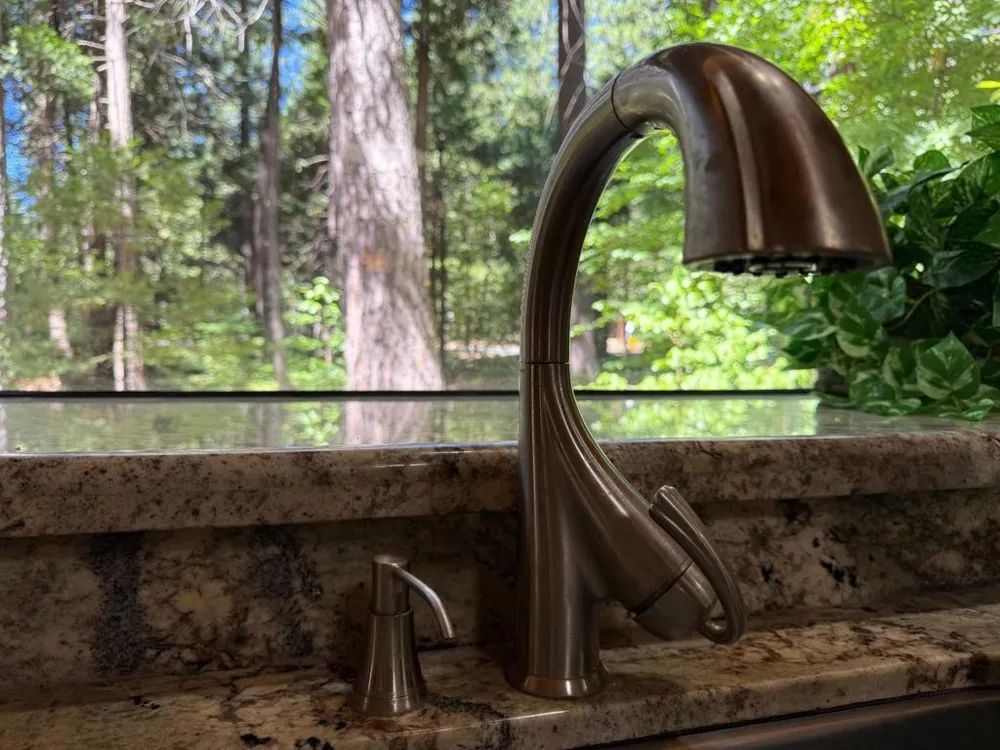 2624 Indian Rock Road Dorrington, CA 95223