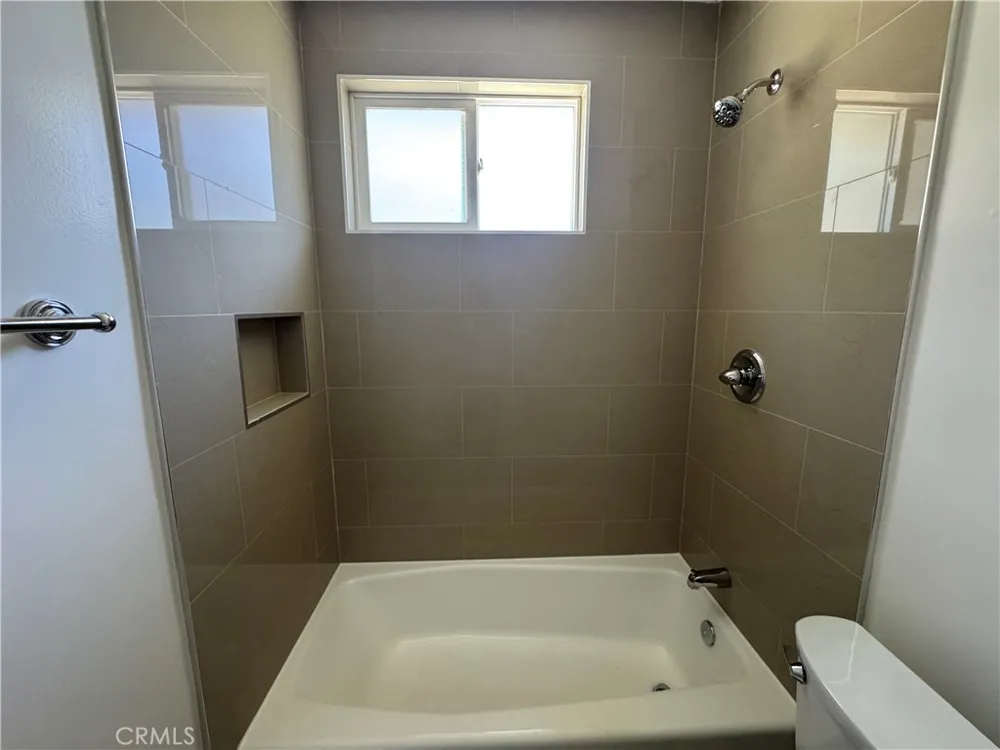 15226 Normandie #B Gardena, CA 90247