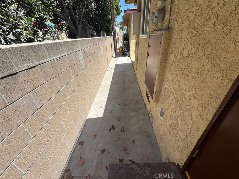 15226 Normandie #B Gardena, CA 90247
