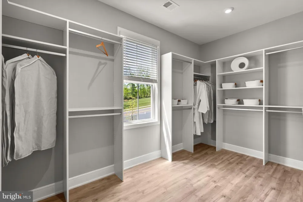 1 PRESTON FALLS WAY #SAMSON 36-F2 Brambleton, VA 20148