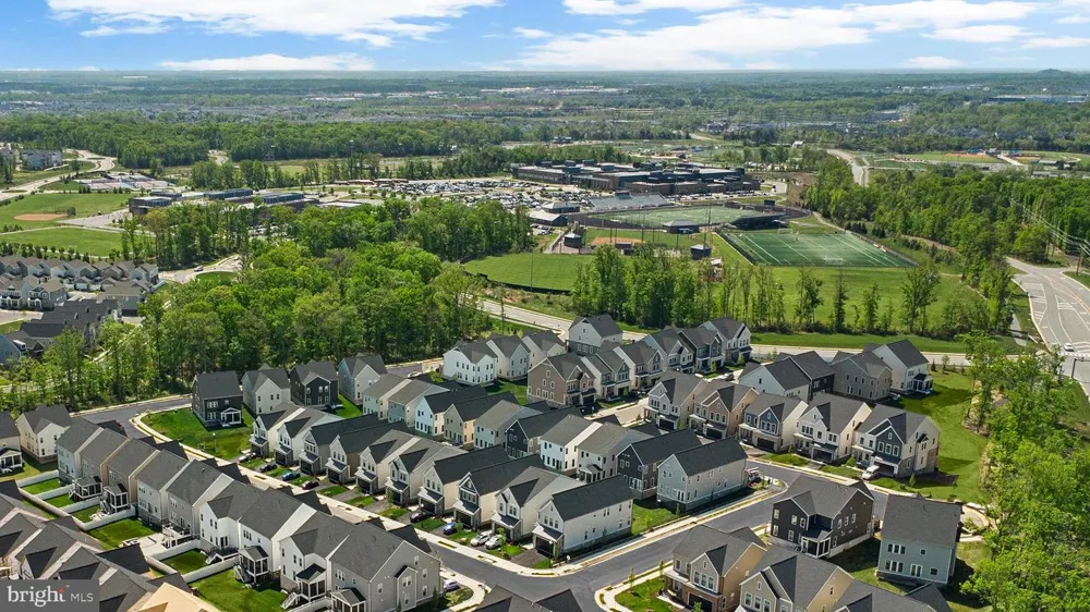 1 PRESTON FALLS WAY #SAMSON 36-F2 Brambleton, VA 20148