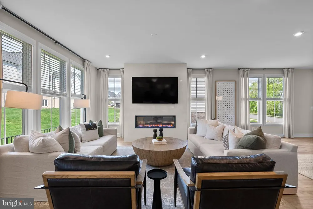 1 PRESTON FALLS WAY #SAMSON 36-F2 Brambleton, VA 20148