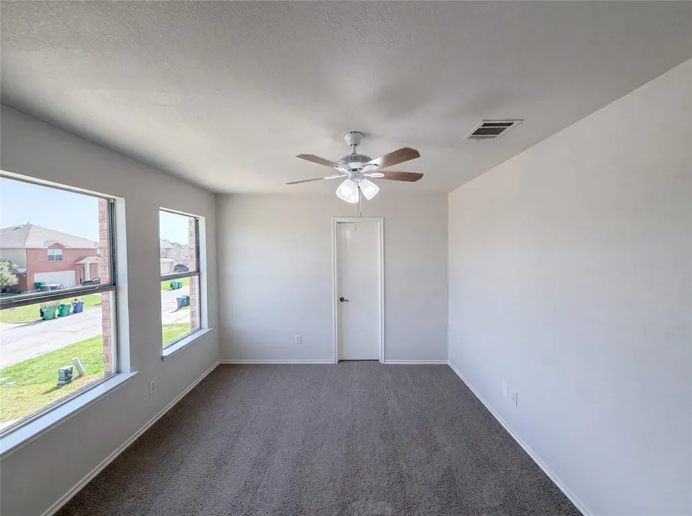 525 Del Mar Drive Ponder, TX 76259