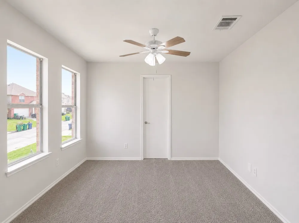 525 Del Mar Drive Ponder, TX 76259