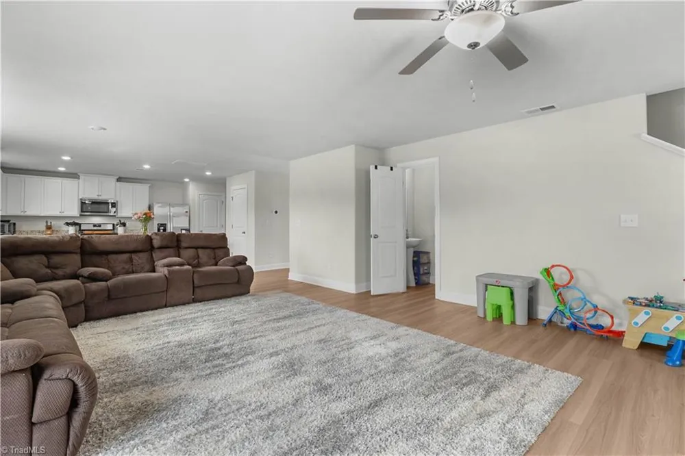 310 Mcclellan Trail Mebane, NC 27302