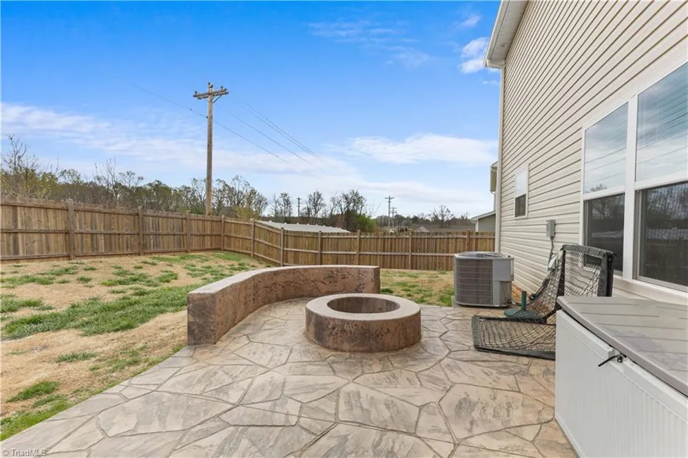 310 Mcclellan Trail Mebane, NC 27302