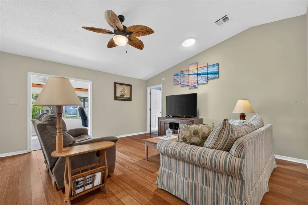 6031 SANDERLING DRIVE Lakeland, FL 33809