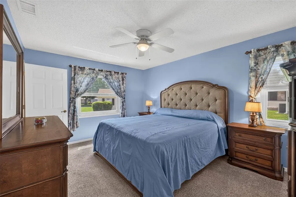 6031 SANDERLING DRIVE Lakeland, FL 33809