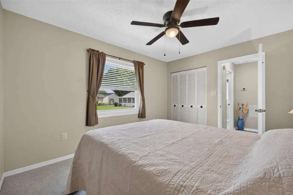 6031 SANDERLING DRIVE Lakeland, FL 33809