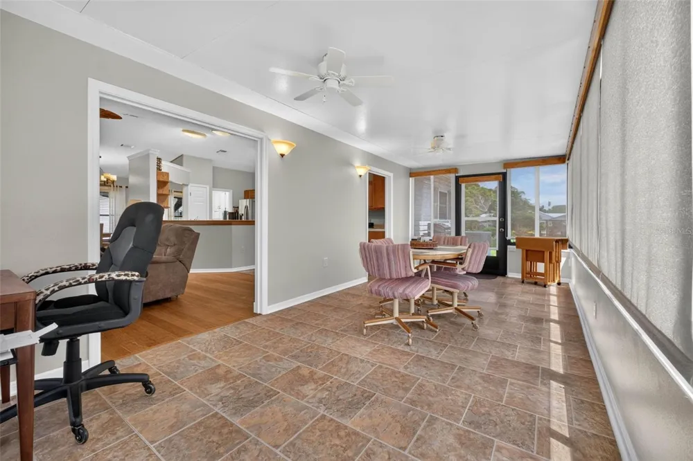 6031 SANDERLING DRIVE Lakeland, FL 33809