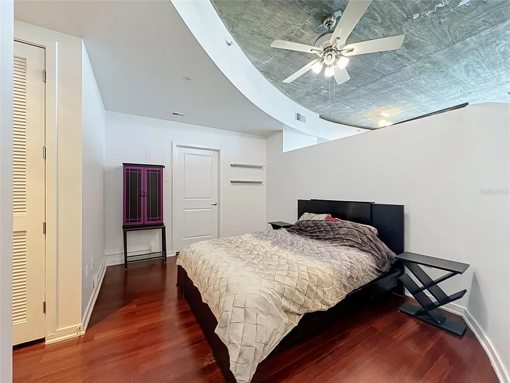 155 S COURT AVENUE #1009 Orlando, FL 32801