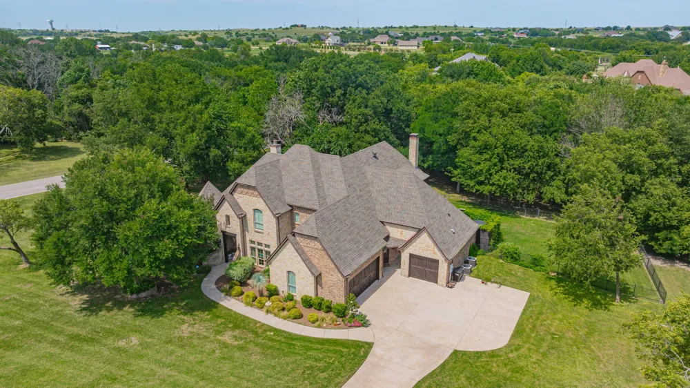 101 Western Breeze Drive Fort Worth, TX 76126
