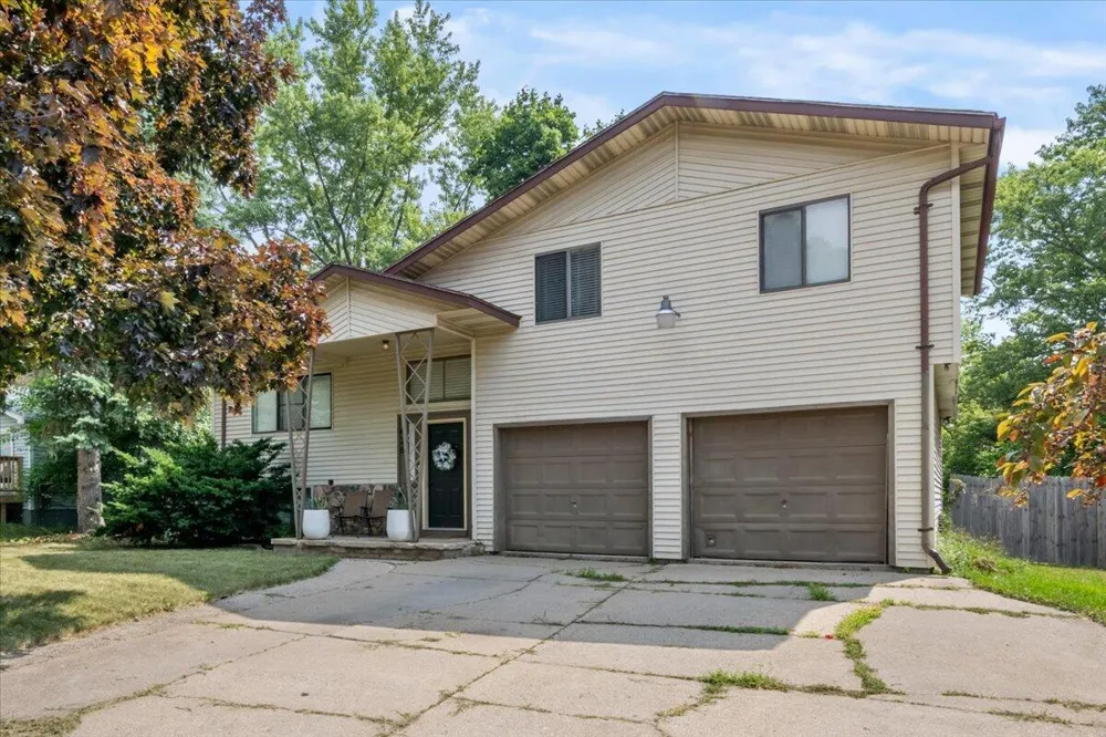 426 Cameron Avenue Pontiac, MI 48342