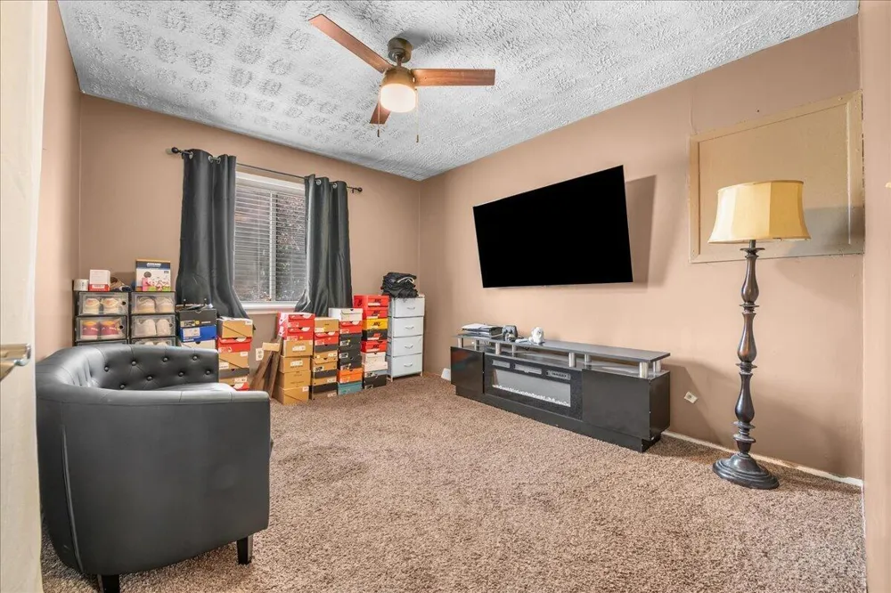426 Cameron Avenue Pontiac, MI 48342