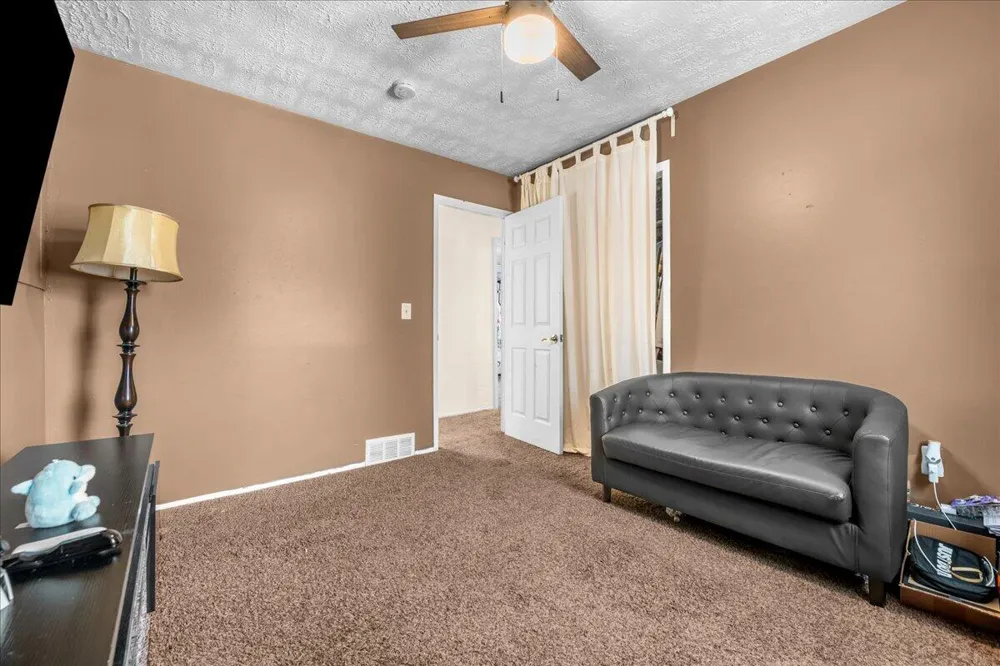 426 Cameron Avenue Pontiac, MI 48342