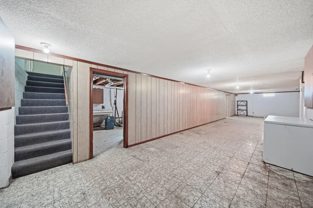 3295 Bent Oak Highway Adrian, MI 49221
