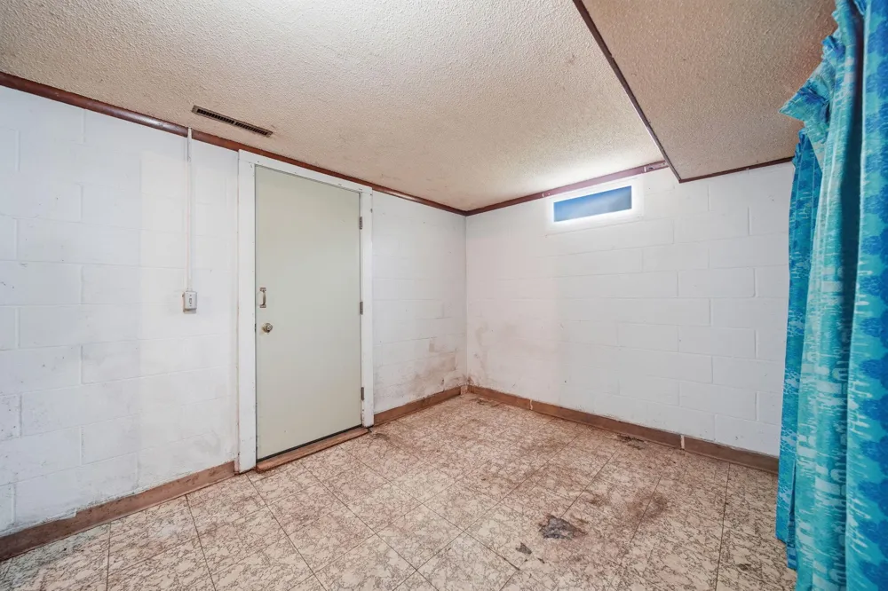 3295 Bent Oak Highway Adrian, MI 49221