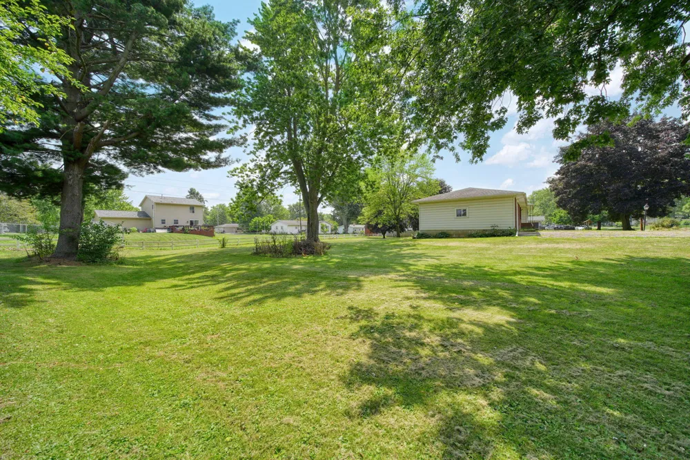 3295 Bent Oak Highway Adrian, MI 49221