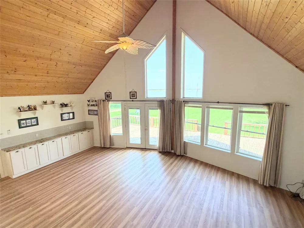 587 Lcr 779 Groesbeck, TX 76642