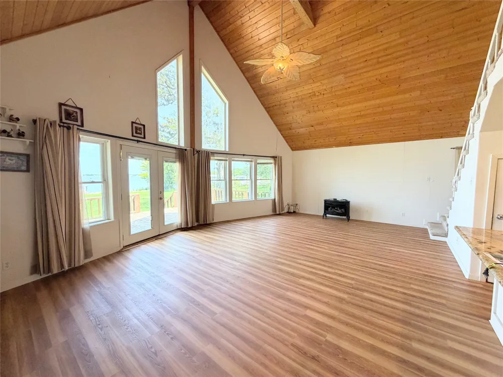 587 Lcr 779 Groesbeck, TX 76642