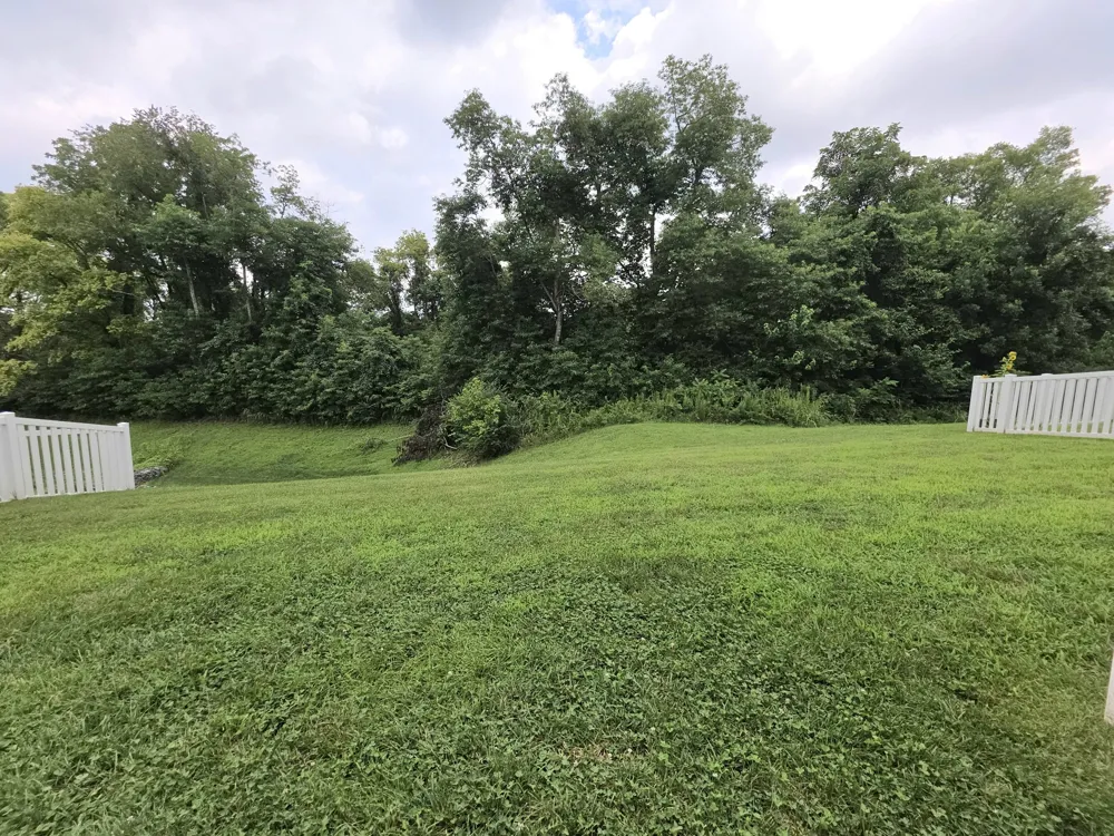 1466 Carderock Springs Dr Gallatin, TN 37066