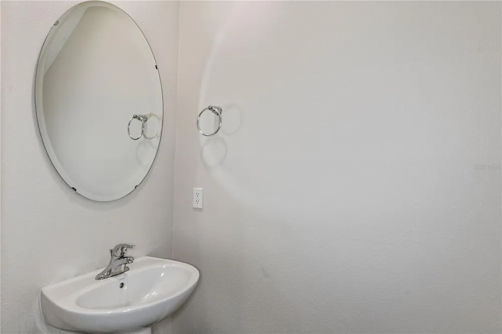9868 PELICAN COAST DRIVE Dade City, FL 33525