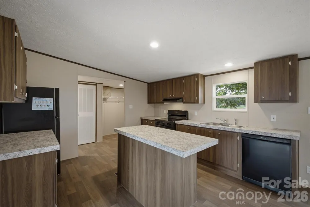 1894 Mesa Drive Vale, NC 28168