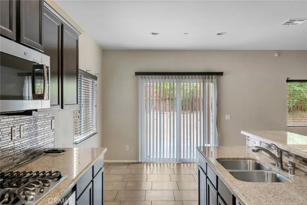 14262 Vincent Adelanto, CA 92301