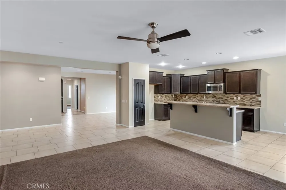 14262 Vincent Adelanto, CA 92301