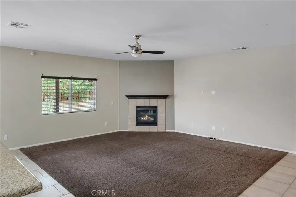 14262 Vincent Adelanto, CA 92301