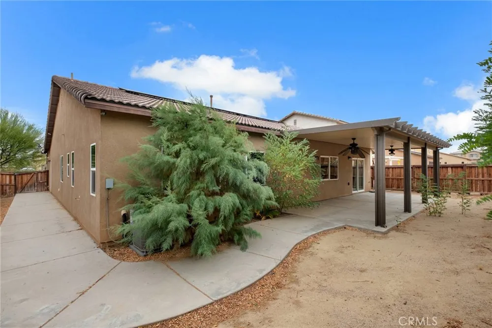14262 Vincent Adelanto, CA 92301