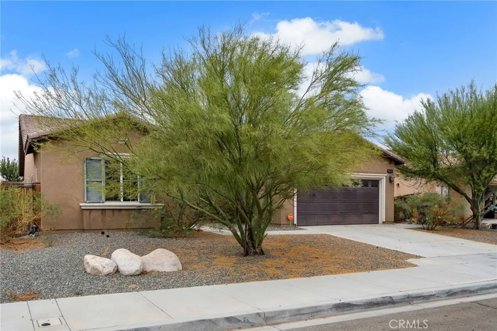 14262 Vincent Adelanto, CA 92301