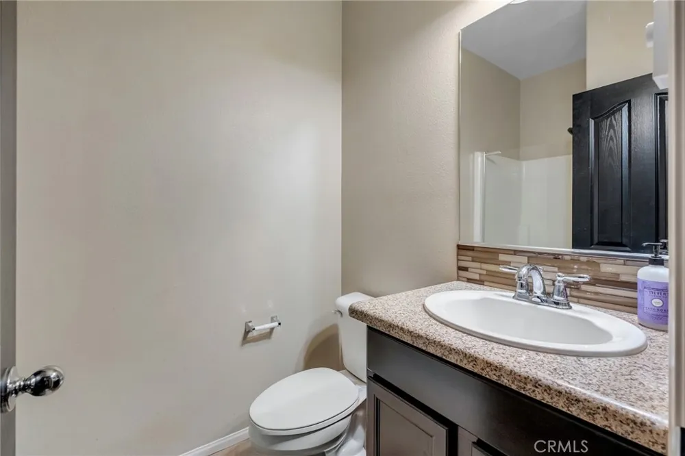 14262 Vincent Adelanto, CA 92301