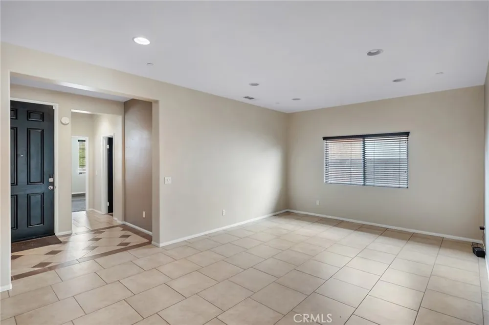 14262 Vincent Adelanto, CA 92301