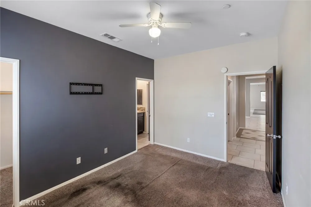 14262 Vincent Adelanto, CA 92301