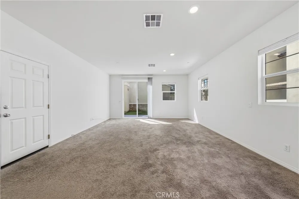 17016 Zion Canyon Country, CA 91387