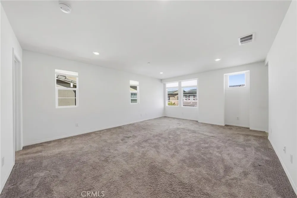 17016 Zion Canyon Country, CA 91387