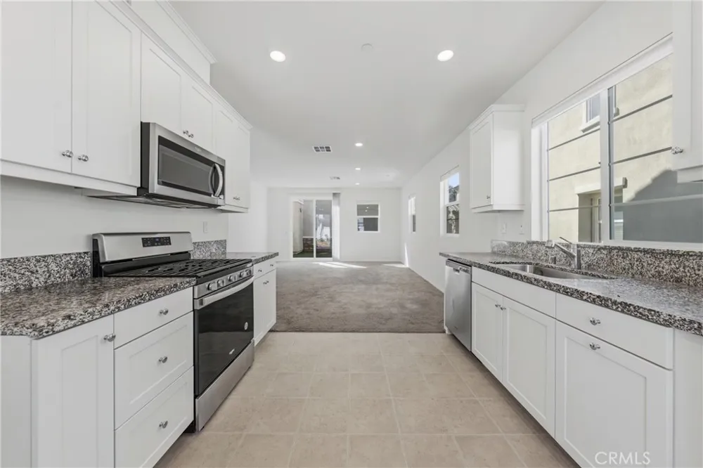 17016 Zion Canyon Country, CA 91387