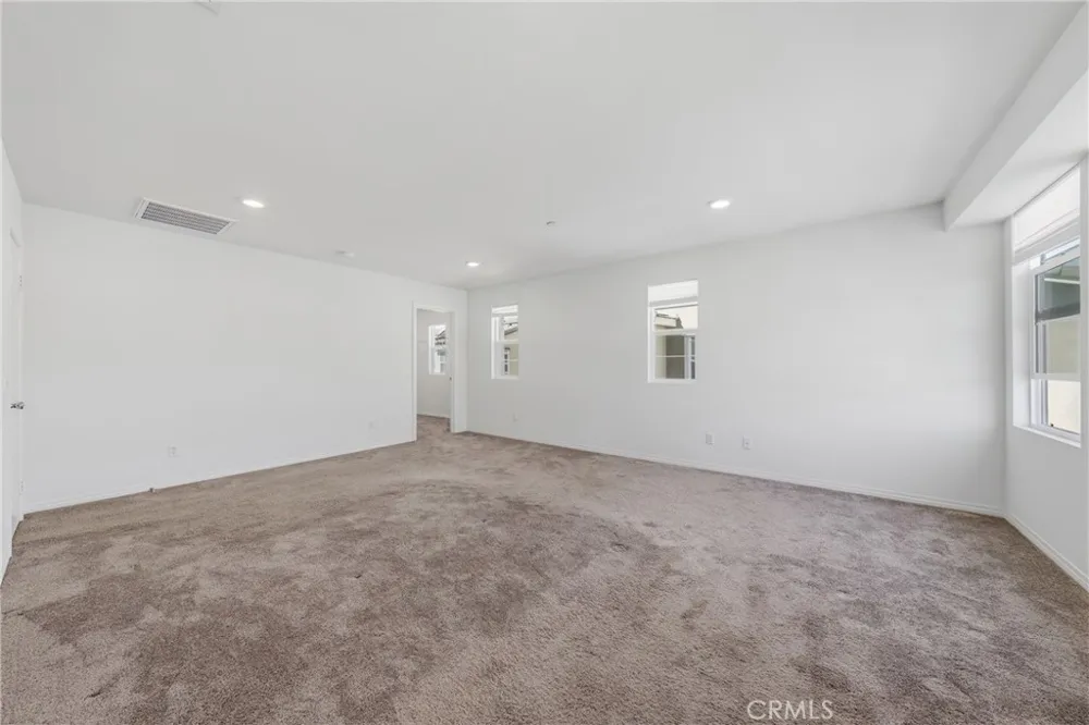 17016 Zion Canyon Country, CA 91387