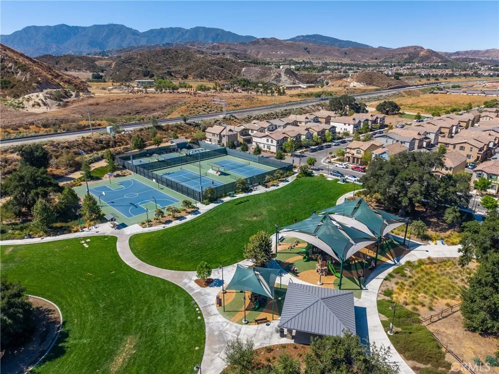 17016 Zion Canyon Country, CA 91387