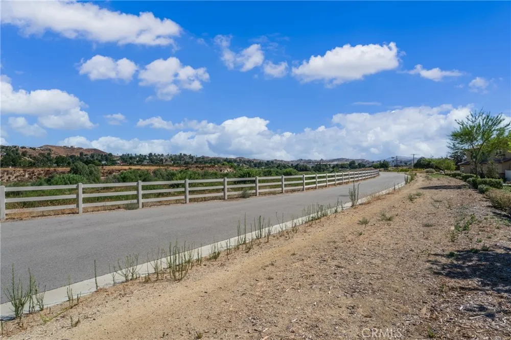 17016 Zion Canyon Country, CA 91387