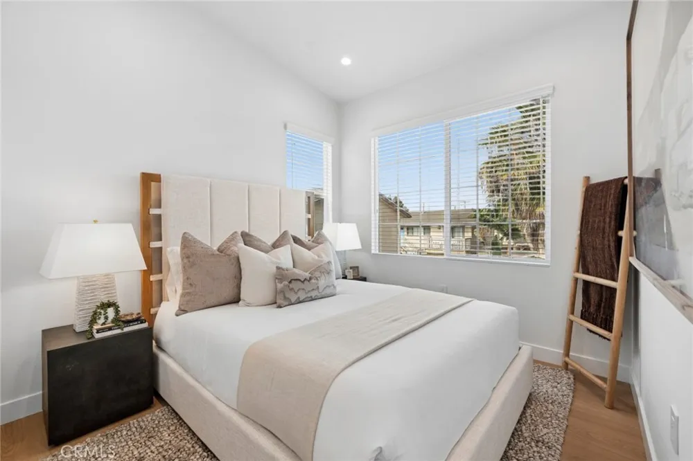374 Hamilton St #B101 Costa Mesa, CA 92627