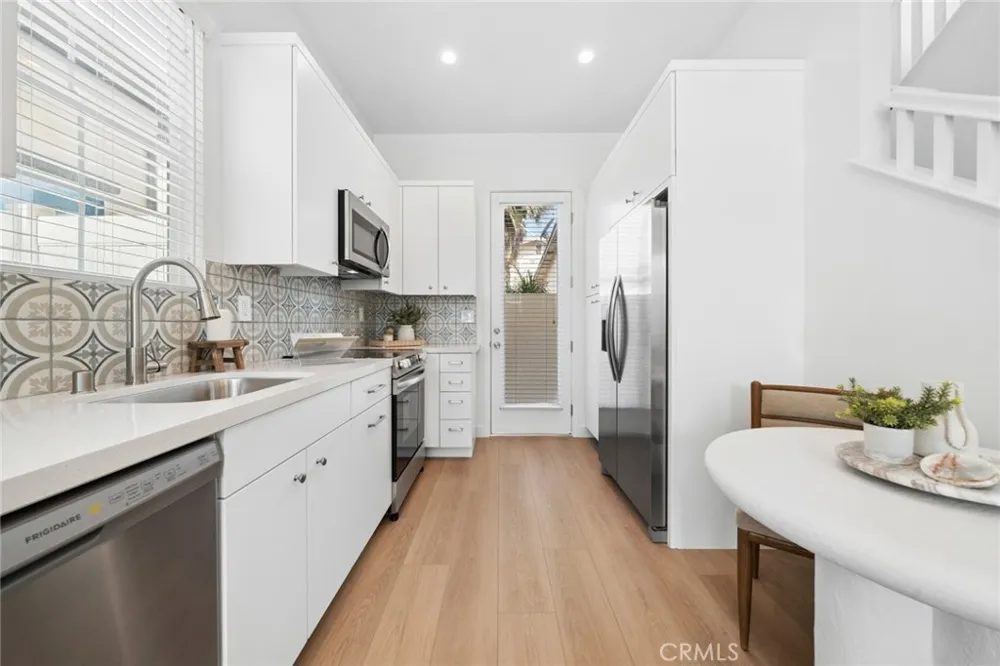 374 Hamilton St #B101 Costa Mesa, CA 92627